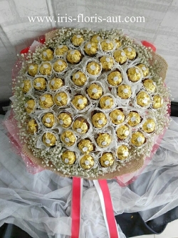 ช่อช็อคโกแลต 50 ลูกและดอกยิปซี