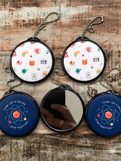 ที่คล้องกระเป๋าหลังกระจก ที่ห้อยกระเป๋า สำเนา