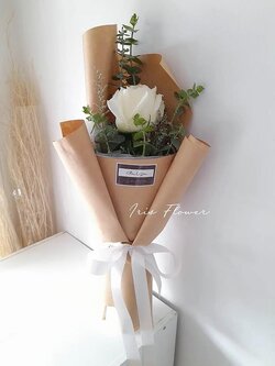 ช่อดอกกุหลาบ 1 ดอก