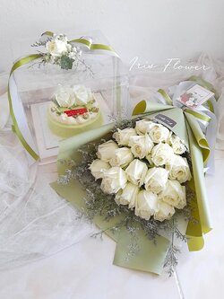 ็็HBD Set ช่อดอกกุหลาบและเค้ก