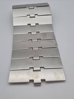 821-K600 stainless steel top chain(304) กว้าง 152มิลลิเมตรสายพานลำเรียงแบบ สแตนเลส ความแข็งแรงสูงใช้งานขนถ่ายลำเรียงในโรงงานสามารถประกอบติดตั้งได้ง่าย