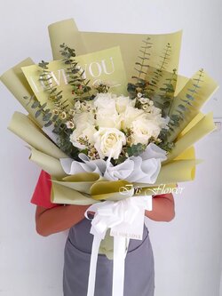 ช่อดอกกุหลาบสีขาว