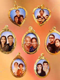 ล็อกเก็ตพื้นหลังสีฟ้า By WANICH LOCKET