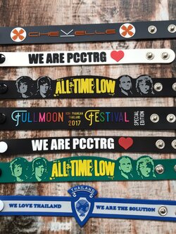 สายรัดข้อมือ รับทำสายรัดข้อมือยาง สั่งทำสายรัดข้อมือตามแบบ ทำริสแบนด์