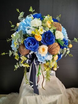 แจกันดอกไม้ประดิษฐ์