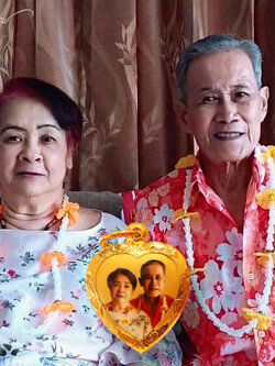 รับทำล็อกเก็ตเลี่ยมทอง จี้รูปพ่อแม่ By WANICH LOCKET