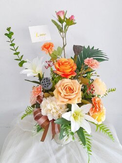 แจกันดอกไม้ประดิษฐ์ (มีสินค้าพร้อมจำหน่ายค่ะ)