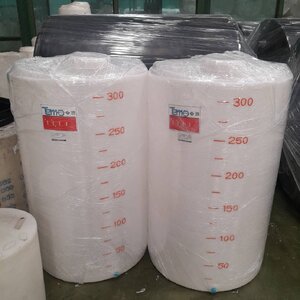 ถัง PE รุ่น CEN-B ขนาด 300 ลิตร
