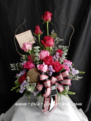 แจกันดอกกุหลาบ