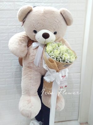 ตุ๊กตาหมีขนนุ่ม 90 cm.และช่อดอกกุหลาบ