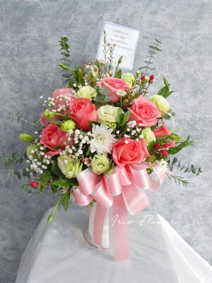 แจกันดอกกุหลาบ