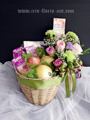 ตระกร้าผลไม้สดและน้ำผลไม้1390