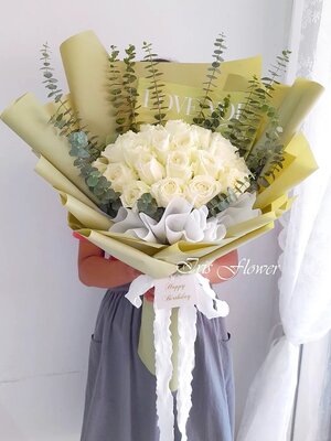 ช่อดอกกุหลาบสีขาว 20 ดอก