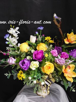 แจกันดอกไม้ประดิษฐ์ พร้อมจัดส่ง