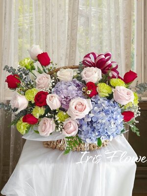 กระเช้าดอกไม้สด