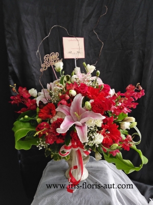 แจกันดอกกล้วยไม้