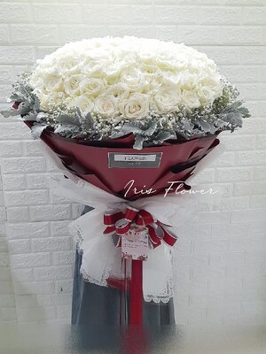 ช่อดอกกุกลาบขาว 100 ดอก