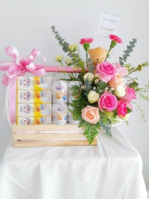 กระเช้านมตราหมี