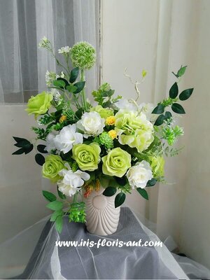 แจกันดอกไม้ประดิษฐ์ พร้อมจัดส่ง