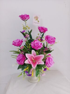 แจกันดอกไม้ประดิษฐ์ (มีสินค้าพร้อมจำหน่าย)