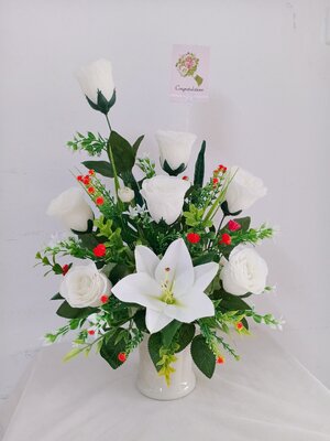 แจกันดอกไม้ประดิษฐ์ (มีสินค้าพร้อมจำหน่าย)