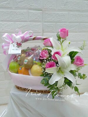 กระเช้าผลไม้ดอกไม้