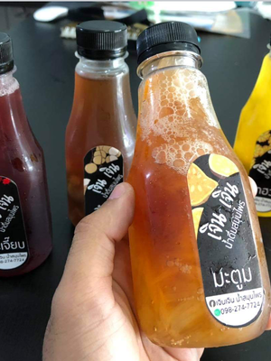 ขวด PETทรงโบว์ลิ่ง 250 ml ป.30 แพคละ 150 ใบ