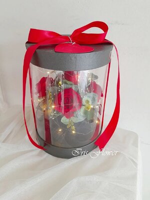 กล่องดอกกุหลาบกำมะหยี่ (มีสินค้าพร้อมจำหน่ายค่ะ)