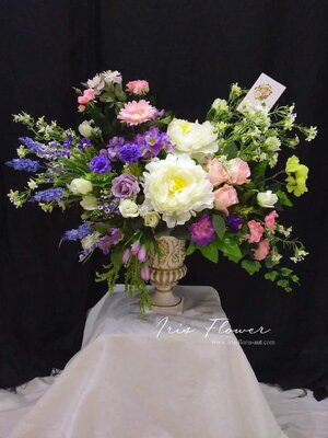 แจกันดอกไม้ประดิษฐ์