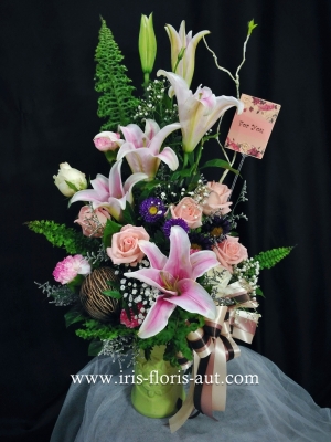 แจกันดอกลิลลี่ กุหลาบ