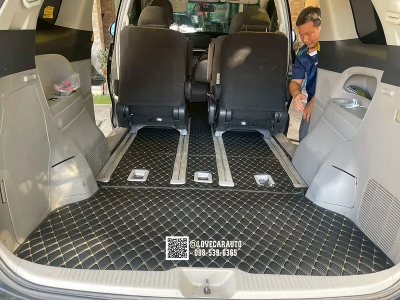 พรมปูพื้นรถยนต์ 6D Toyota Estima 2008 เคฟล่าสีดำด้ายทอง