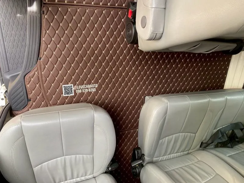 พรมรถตู้ Toyota Commuter 2025 ดัดแปลง