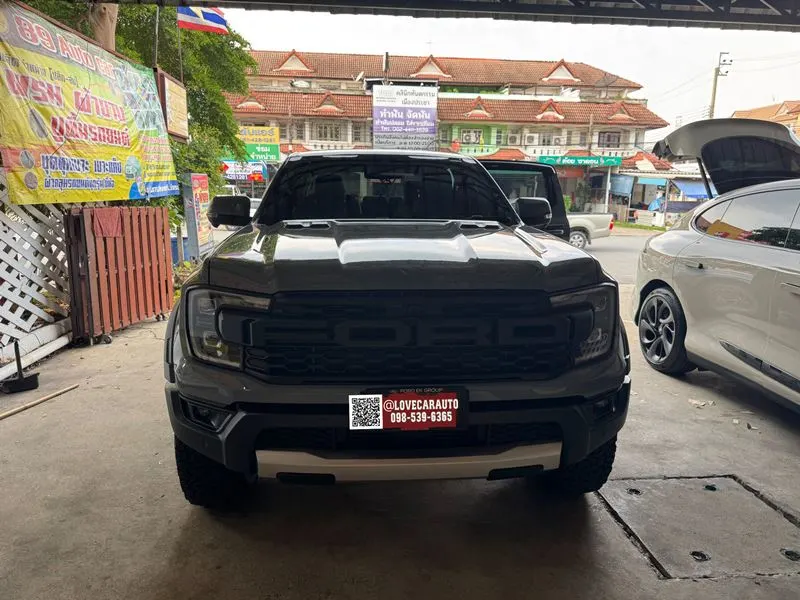 พรมปูพื้นรถยนต์ 7D Ford ranger raptor 2025 สีดำด้ายแดงแคปล่า +ไวนิลสีเทา