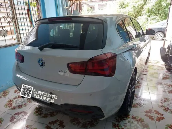 พรมปูพื้นรถยนต์ 6D Bmw 118i F20 สีกาแฟเคฟล่า