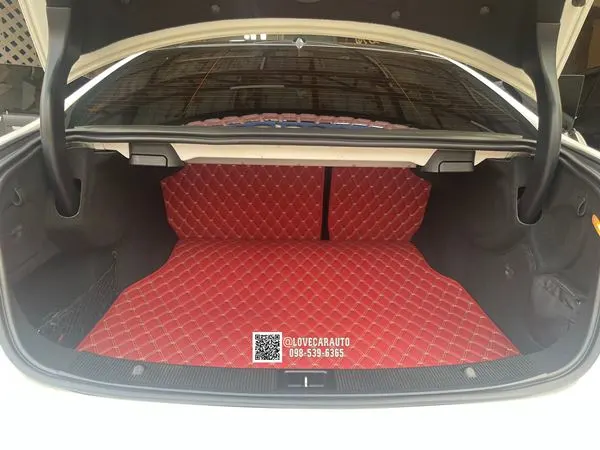 พรมปูพื้นรถยนต์ 6D Benz E200 W207 สีแดงไวน์ด้ายทอง