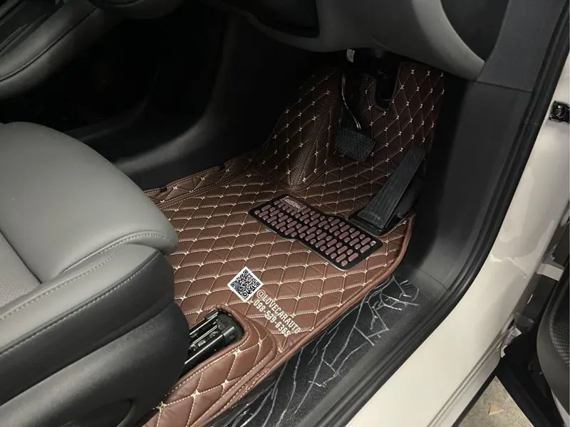 พรมปูพื้นรถยนต์ 6D Mg IM6 สีกาแฟด้ายทอง