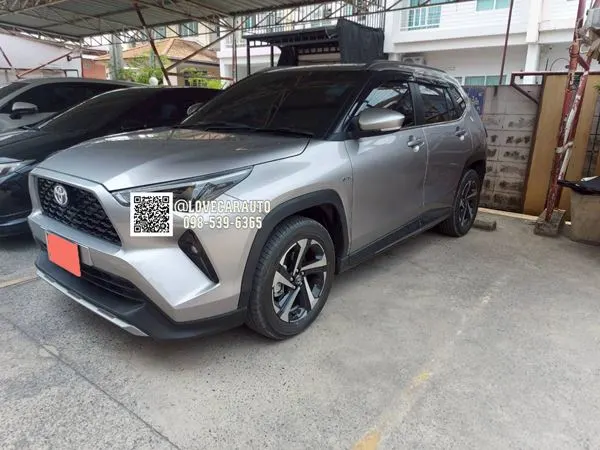 พรมปูพื้นรถยนต์ 7D Yaris Cross สีเทาด้ายคู่+ไวนิลเทา