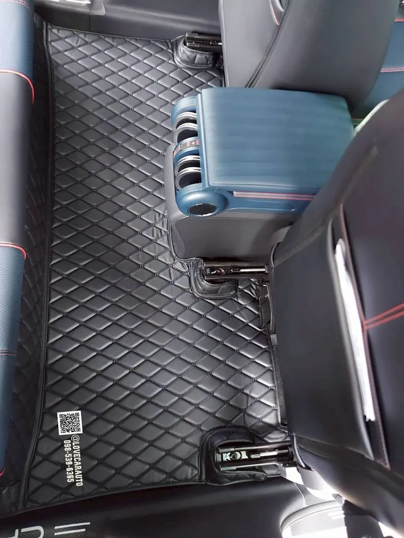 พรมปูพื้นรถยนต์ BYD Atto 3 สีดำด้ายดำ