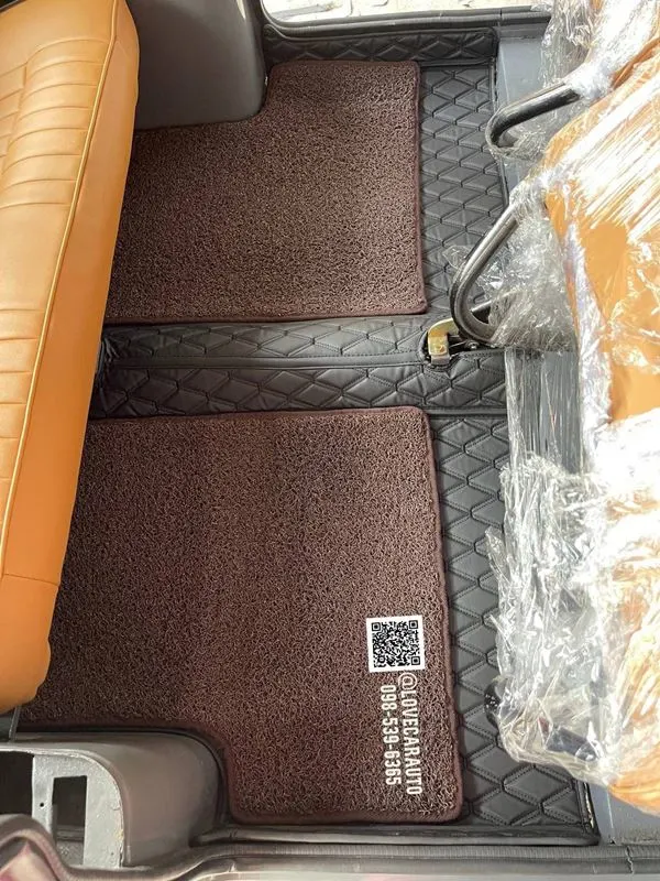 พรมปูพื้นรถยนต์ 7D Mini Austin สีดำด้ายคู่+ดักฝุ่นสีดำ