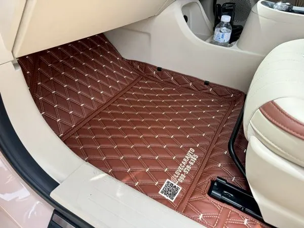 พรมปูพื้นรถยนต์ 6D Ora goodcat พรมVVIP ด้ายคู่สีน้ำตาลเข้ม
