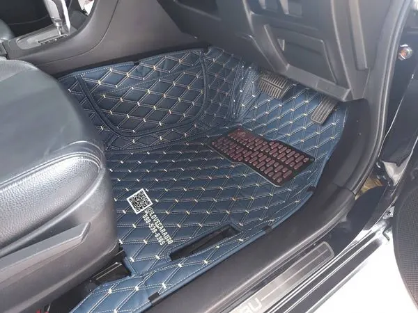 พรมปูพื้นรถยนต์ 6D Subaru XV 2016 สีน้ำเงินด้ายทองด้ายคู่