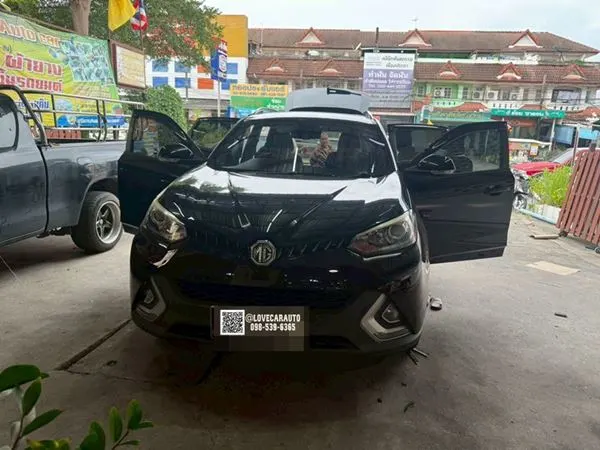 พรมปูพื้นรถยนต์ MG GS