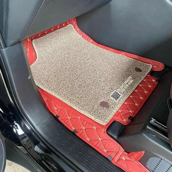 พรมปูพื้นรถยนต์ 7D Toyota Innova zenix 2025 สีแดงไวน์ + ไวนิลครีม