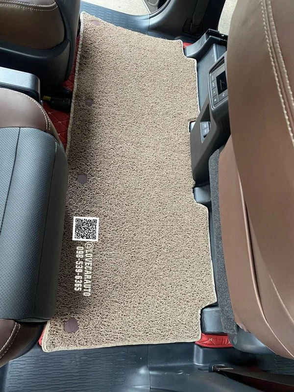 พรมปูพื้นรถยนต์ 7D Toyota Innova zenix 2025 สีแดงไวน์ + ไวนิลครีม