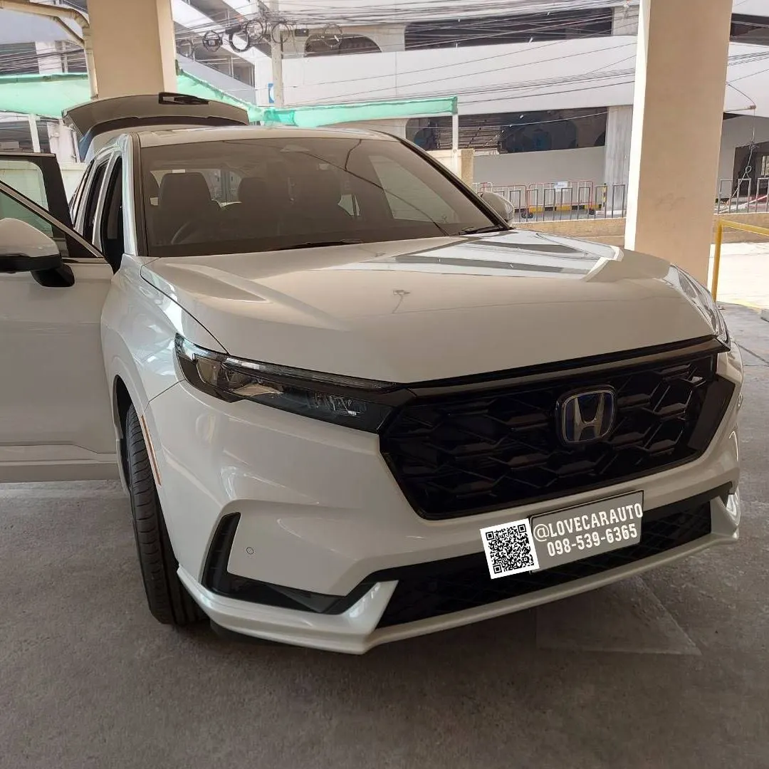 พรมปูพื้นรถยนต์ 6D Honda CR-V G6 สีน้ำตาลเข้ม