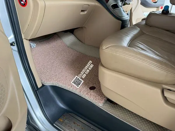 พรมปูพื้นรถยนต์ Hyundai starlex vip ปี2003 ดัดแปลง พรมกระดุมเล็กสีครีม ไวนิลสีครีม