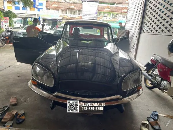 พรมปูพื้นรถยนต์ citroen DS21 vvip ด้ายคู่ สีดำด้ายแดง