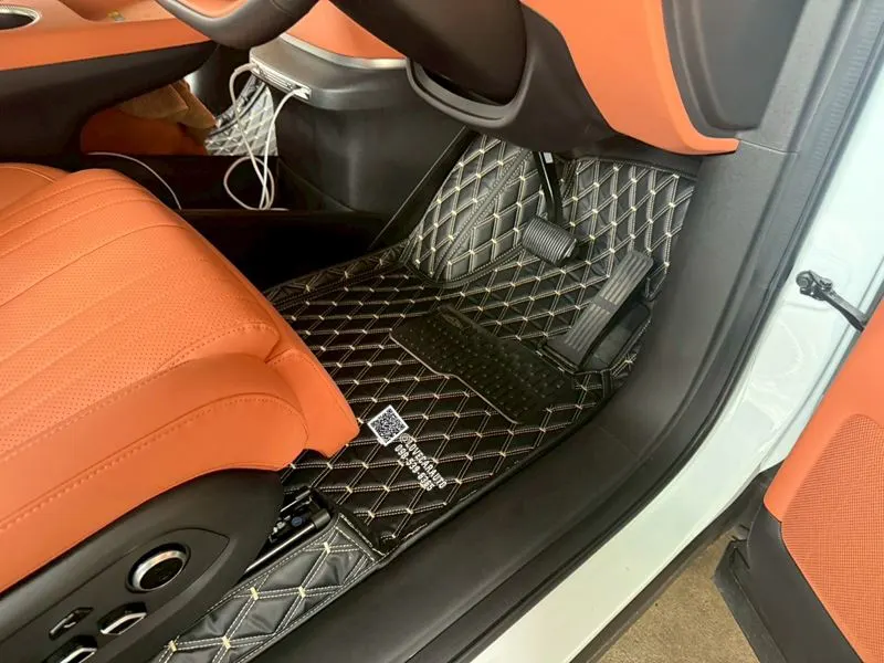 พรมปูพื้นรถยนต์ 6D Changan Deepal E07 พรม VVIPด้ายคู่ สีดำด้ายทอง