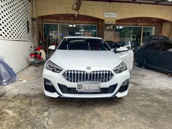 พรมปูพื้นรถยนต์ Bmw 220i Coupe พรม VVIP ด้ายคู่ สีดำด้ายแดง