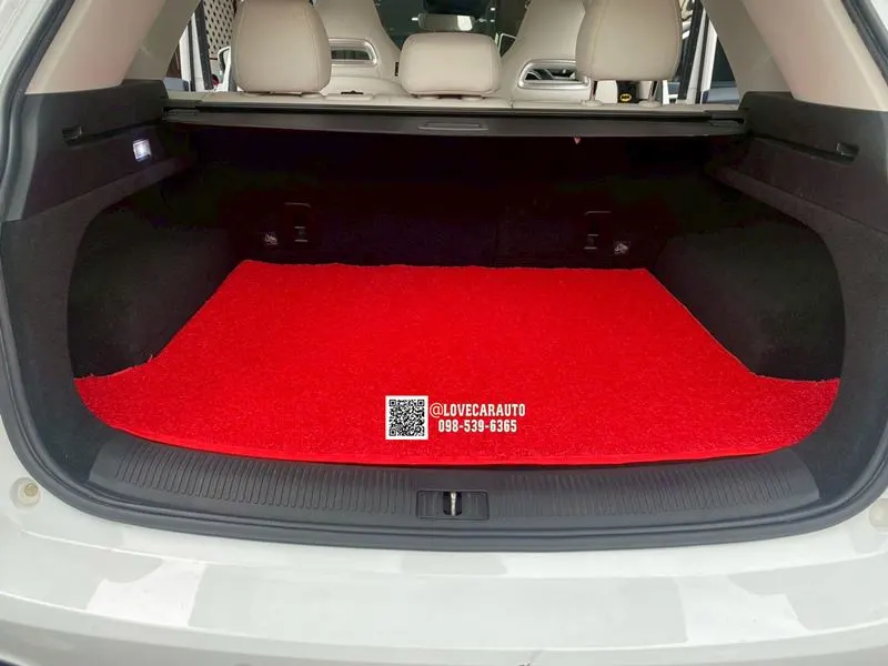 พรมปูพื้นรถยนต์ Mg Hs พรมไวนิลสีแดง
